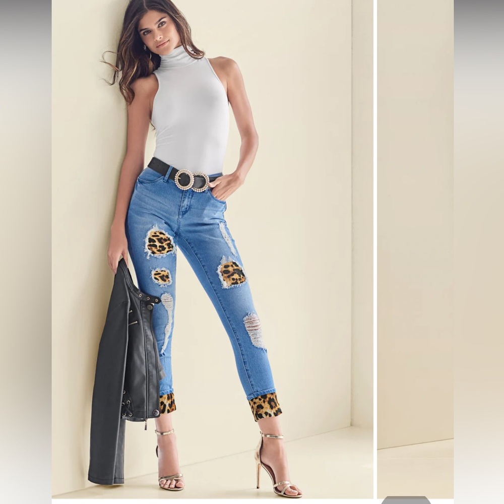 Venus Leopard Cuffed Jeans Size 8